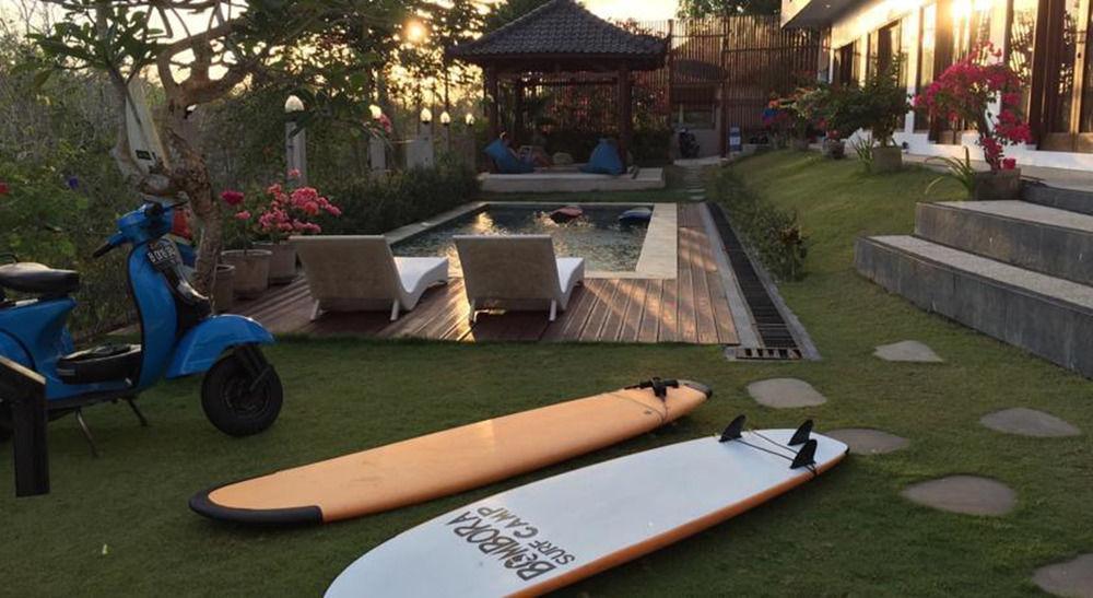Gasthuis Bombora Surf Camp